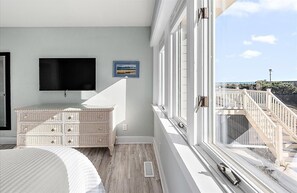 5 bedrooms, WiFi, bed sheets