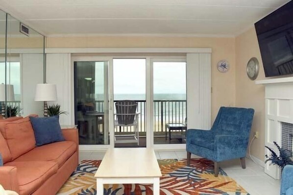 DVD player - Cute, relaxing luxury 2 bedroom oceanfront condo with an outdoor pool and a gorgeous ocean view only a few steps from the beach! (Ocean City)