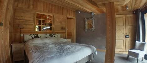 5 bedrooms, free WiFi