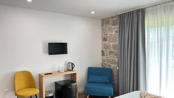 1 bedroom, internet, bed sheets