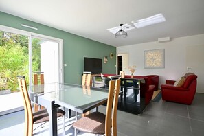 تناول الطعام