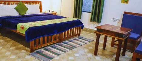 Suíte família | Wi-Fi de cortesia, roupa de cama