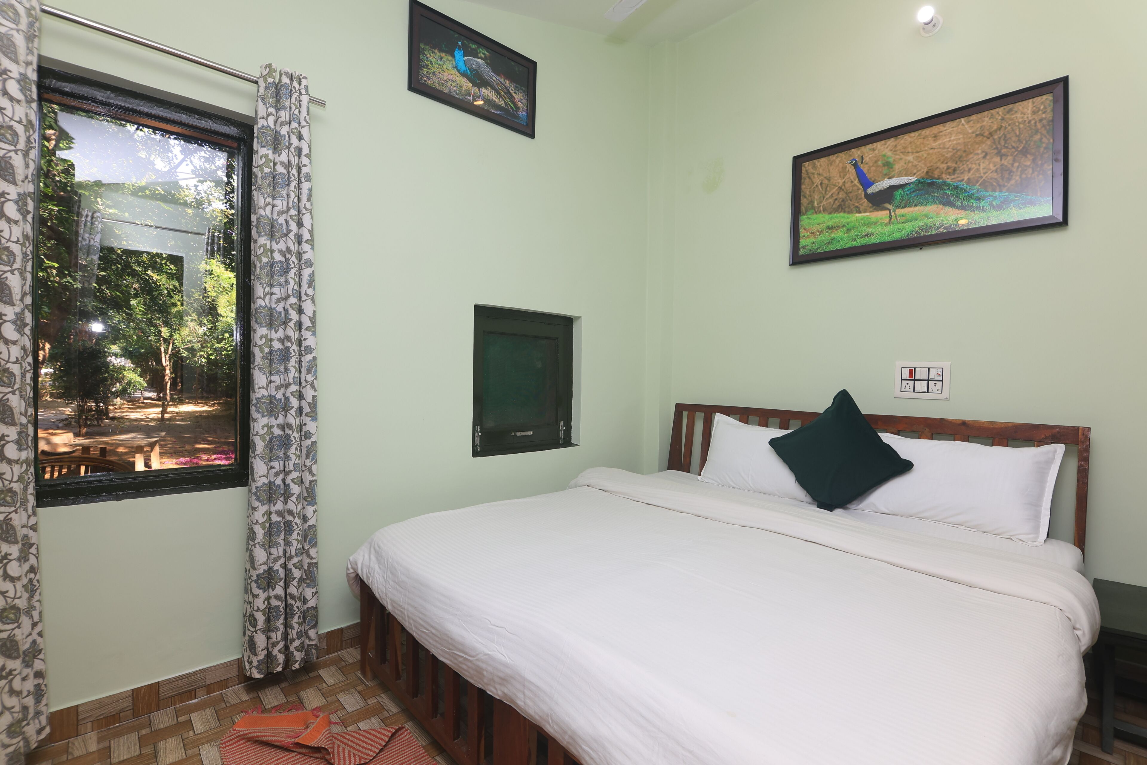 Family Room | Free WiFi, bed sheets