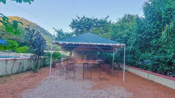 Kolam renang outdoor