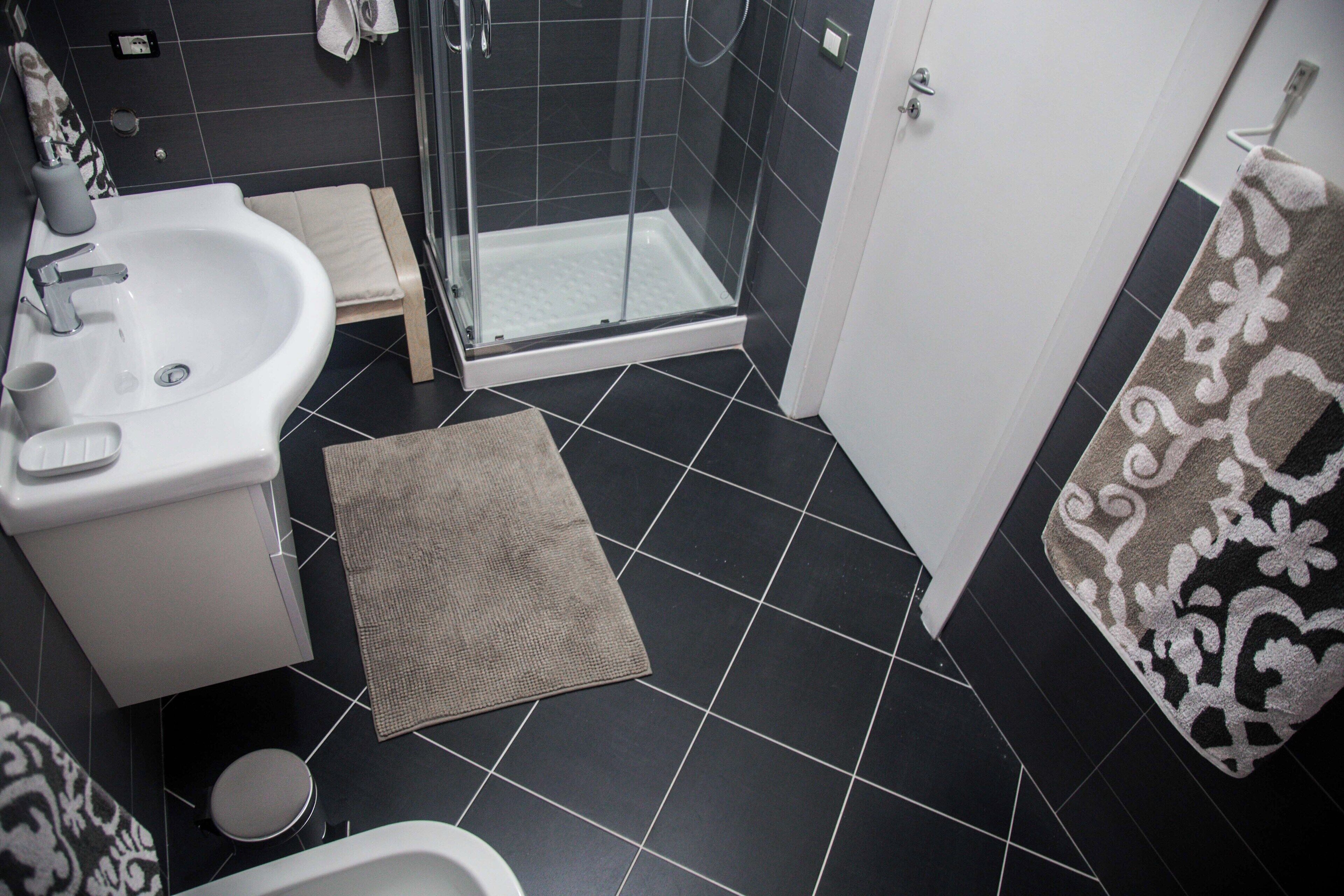 Departamento, balcón, vista a la ciudad | Baño