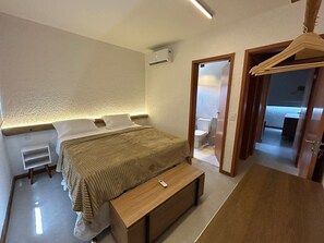 2 habitaciones, tabla de planchar con plancha y wifi gratis 