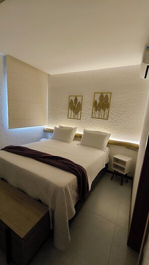 2 habitaciones, tabla de planchar con plancha y wifi gratis 