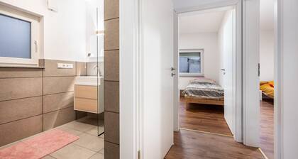 Maison de vacances « Cozy Ground Floor » avec terrasse privée, jardin privé et Wi-Fi