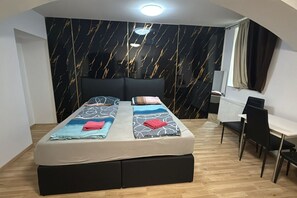 1 Schlafzimmer, WLAN, Bettwäsche