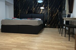 1 soveværelse, Wi-Fi, sengetøj