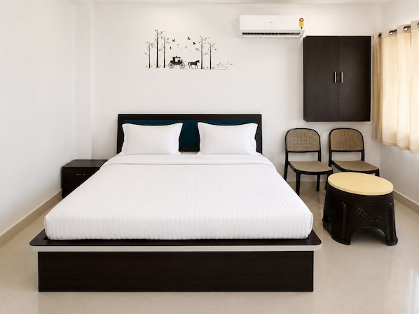 Habitación Deluxe doble | Escritorio, espacio para trabajar con un portátil, wifi gratis