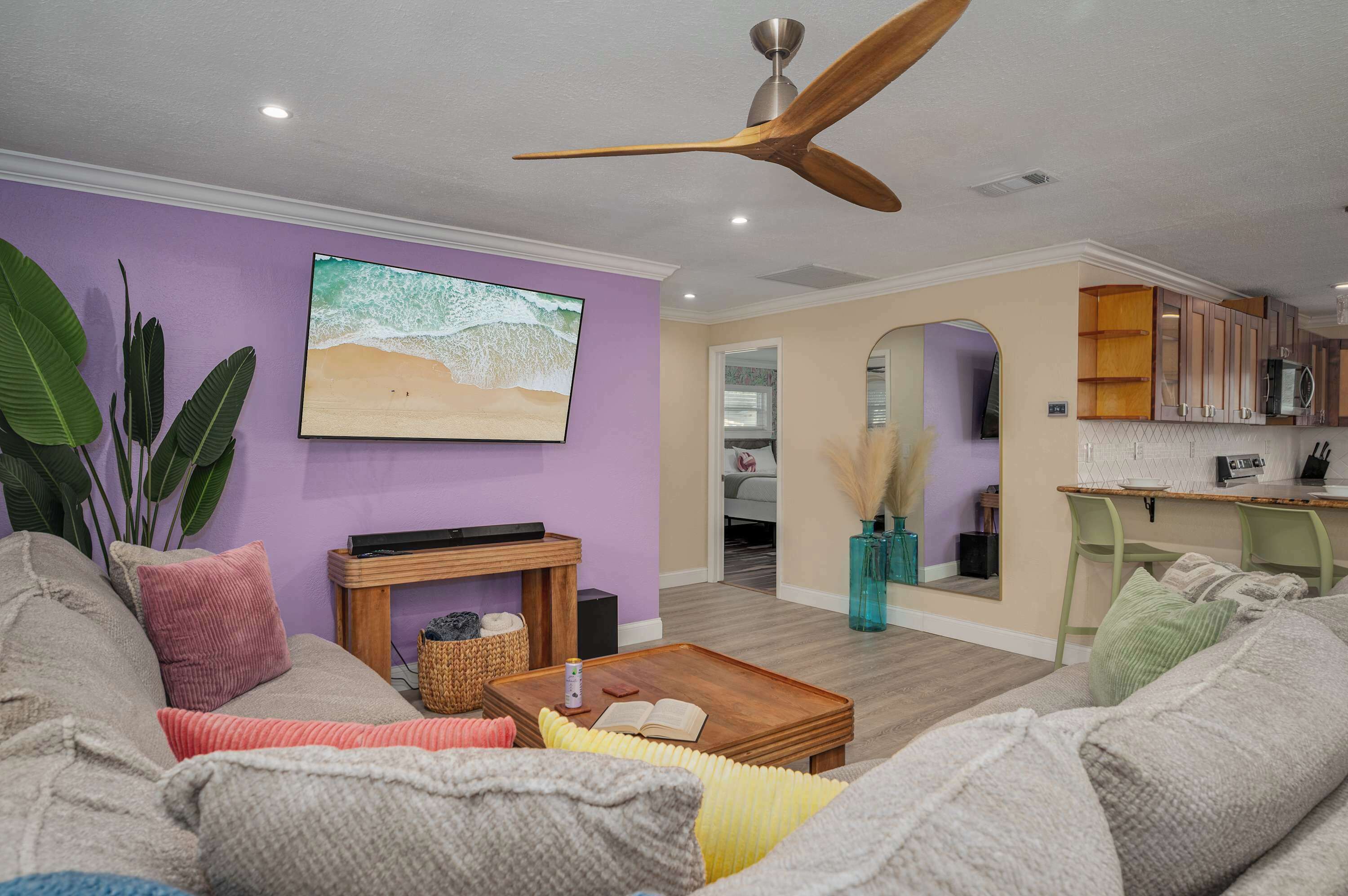 TV, fireplace, offices