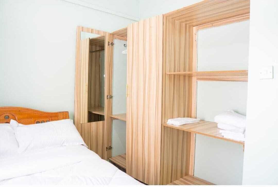 2 soverom, strykejern/-brett og internettilgang