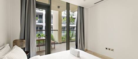 2 chambres, fer et planche à repasser, Wi-Fi, draps fournis