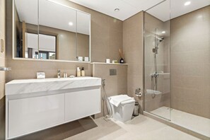 Hair dryer - FIRST CLASS | 2BR | Burj Khalifa & Pool Views (Downtown)