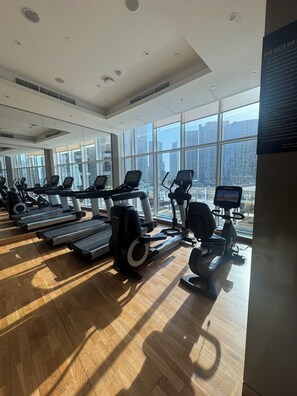 Fitness facility - Stylish Downtown Studio (Dubai)