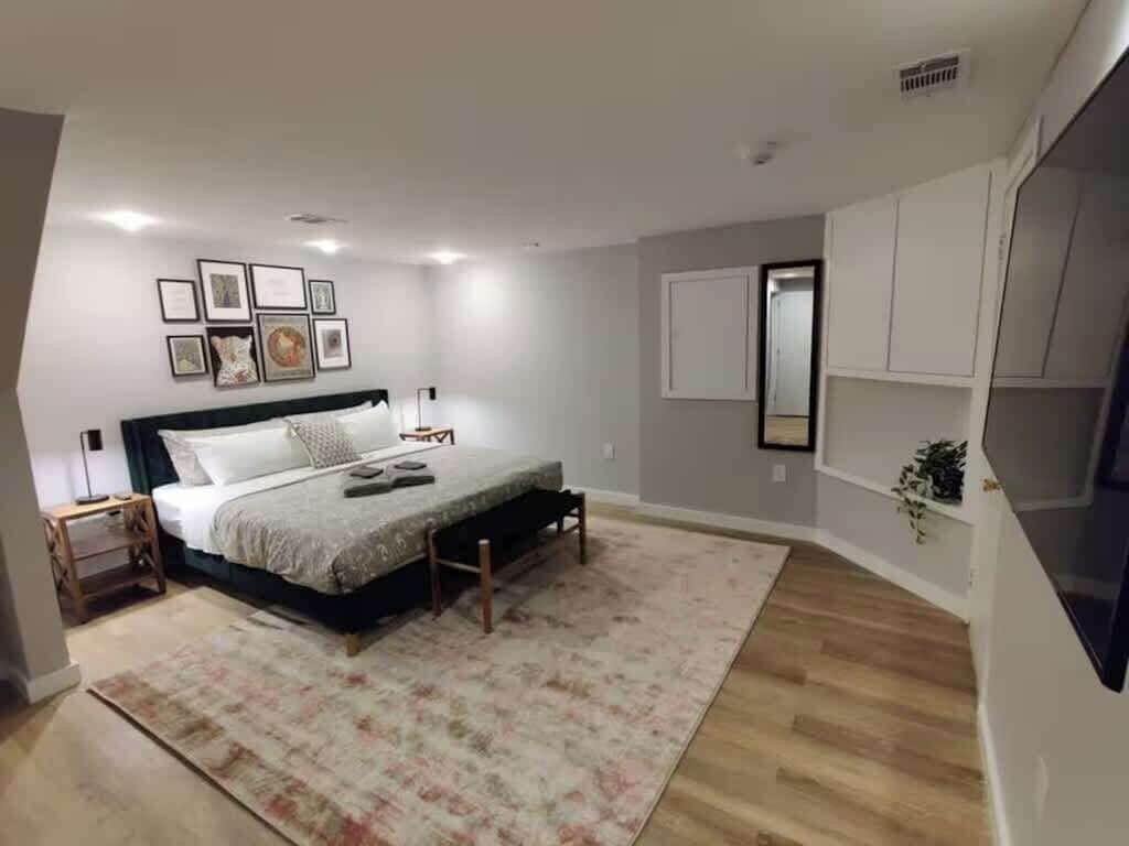 4 soverom, strykejern/-brett, wi-fi og sengetøy