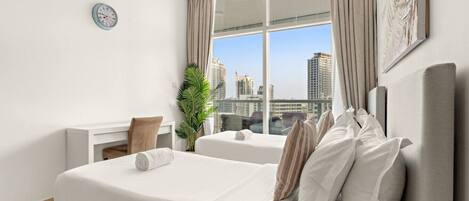 2 Schlafzimmer, Schreibtisch, Bügeleisen/Bügelbrett, WLAN