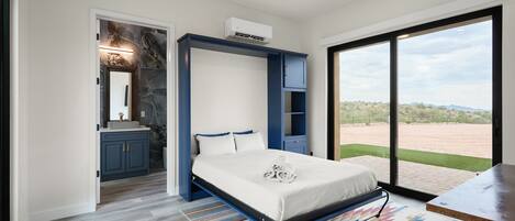 2 bedrooms, iron/ironing board, travel crib, free WiFi