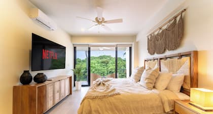 Short Walk to Beach & Town · 2nd Story · Solana