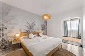 4 Schlafzimmer, Schreibtisch, Bügeleisen/Bügelbrett, Reisekinderbett