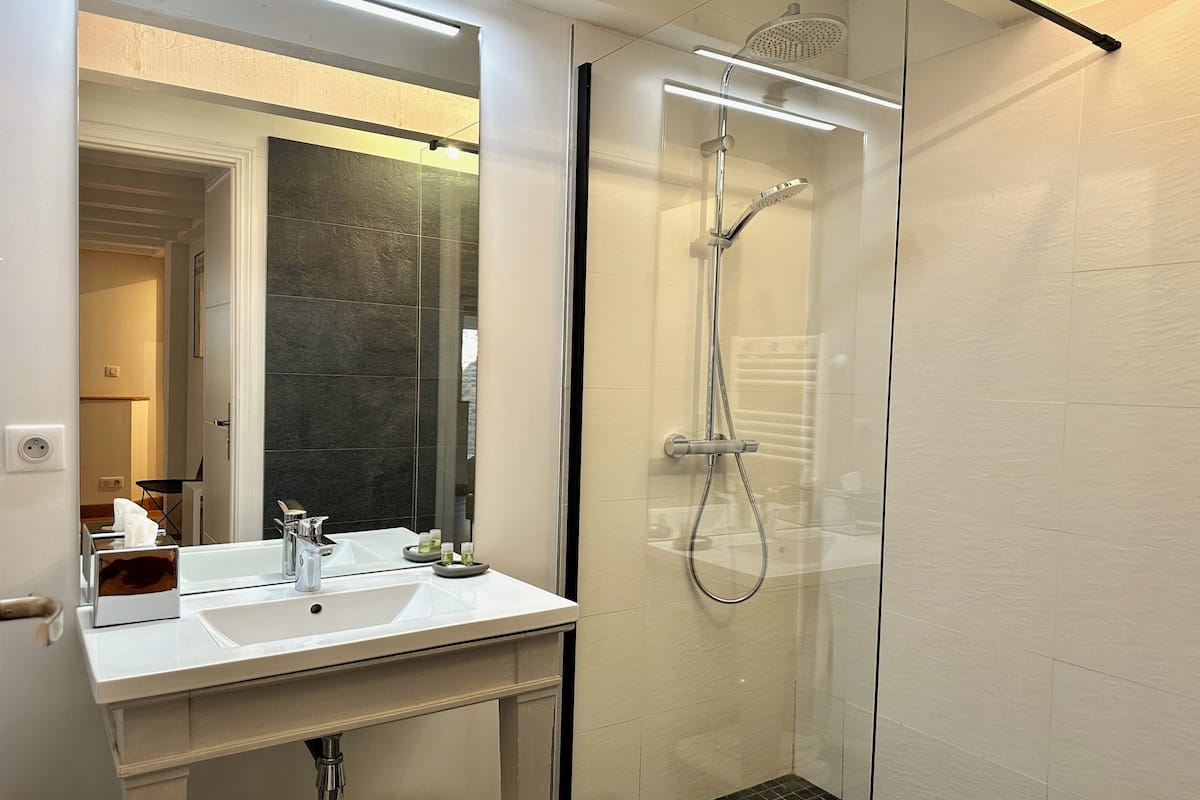 Deluxe House, Mountain View | Bathroom