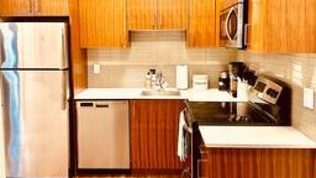 Microwave, oven, stovetop, dishwasher