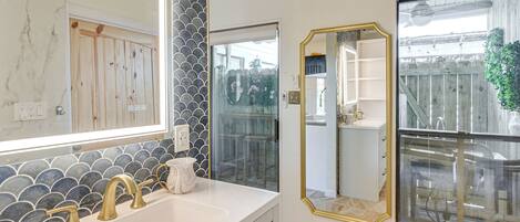 Apartment (1 Bedroom) | Interior