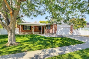 House (6 Bedrooms) | Interior - 2 Mi to Gardner Village: Family Gem w/ Fenced Yard (West Jordan)