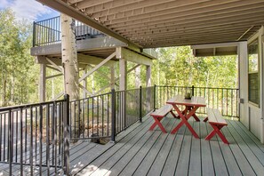 Interior - Mtn-view Deck: Stunning Fraser Home By Ski Shuttle (Winter Park)