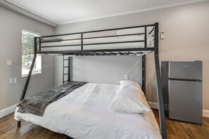 Apartment (0 Bedroom) | Bahagian dalam
