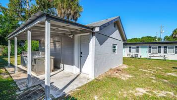 Apartment (0 Bedroom) | Bahagian dalam