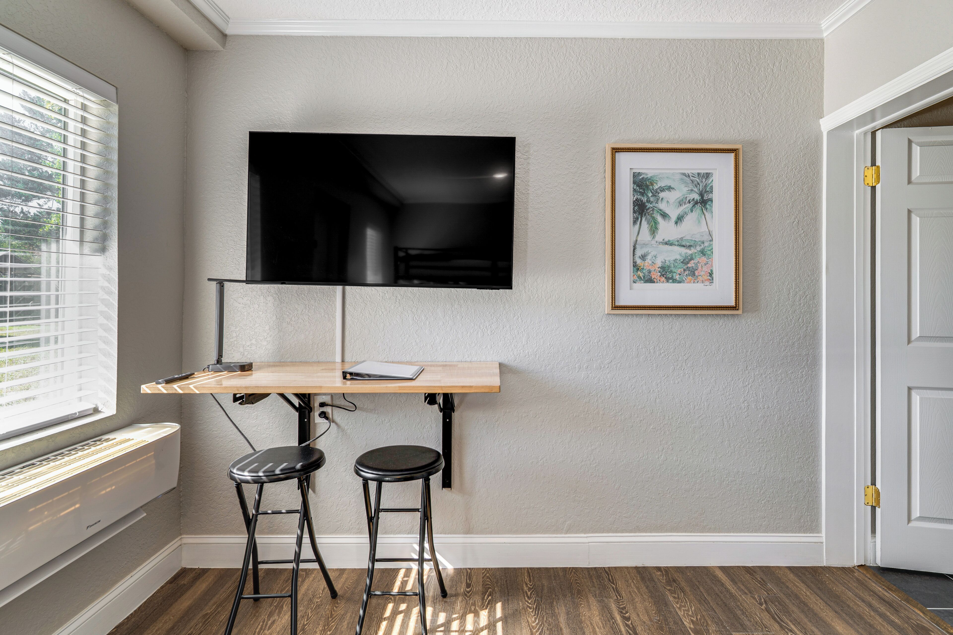 Apartment (0 Bedroom) | Interior