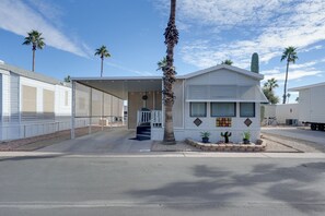 House (2 Bedrooms) | Interior - 5 Mi to Sun City: Snowbird Rental w/ Pool Access (Surprise)