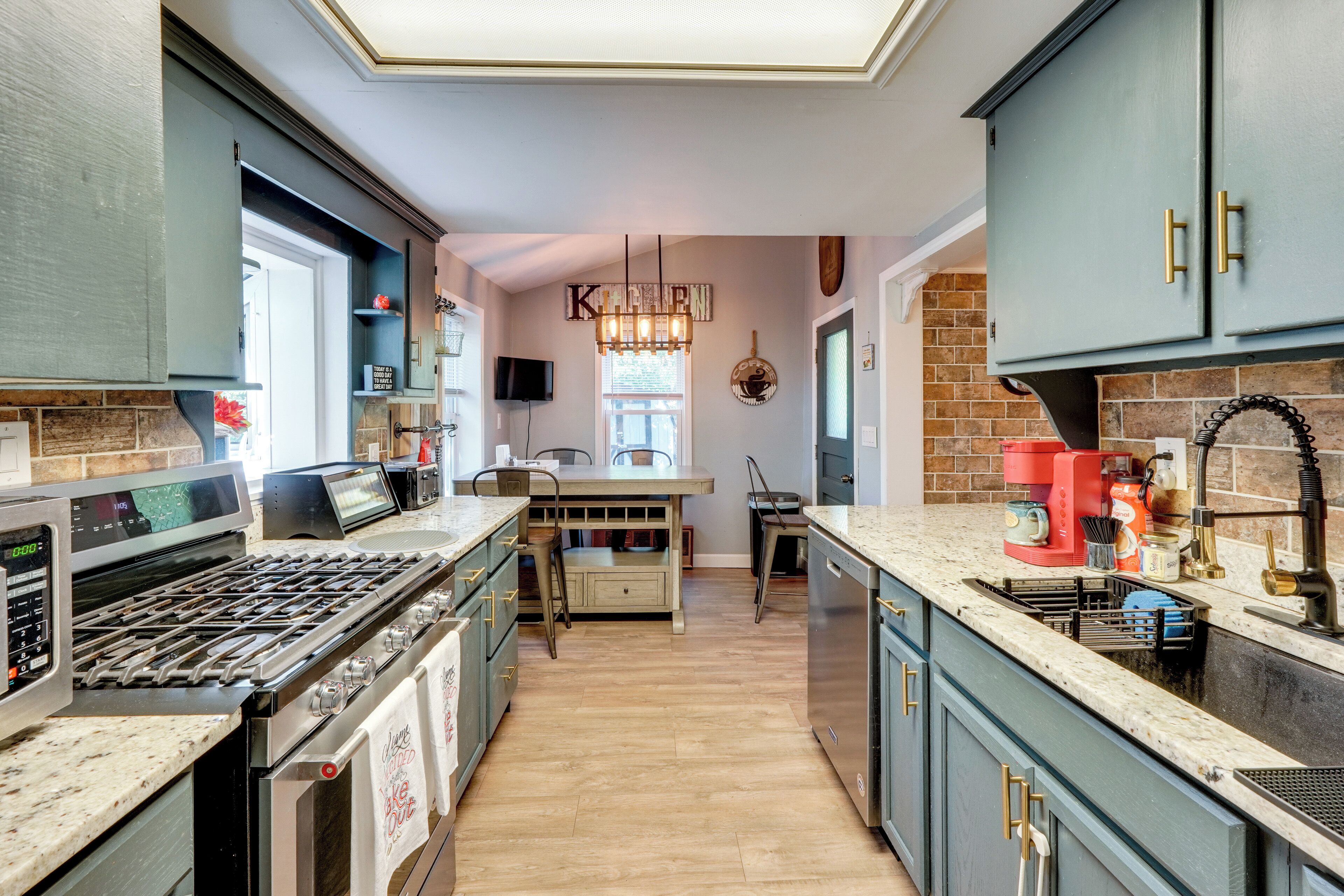 House (2 Bedrooms) | Interior