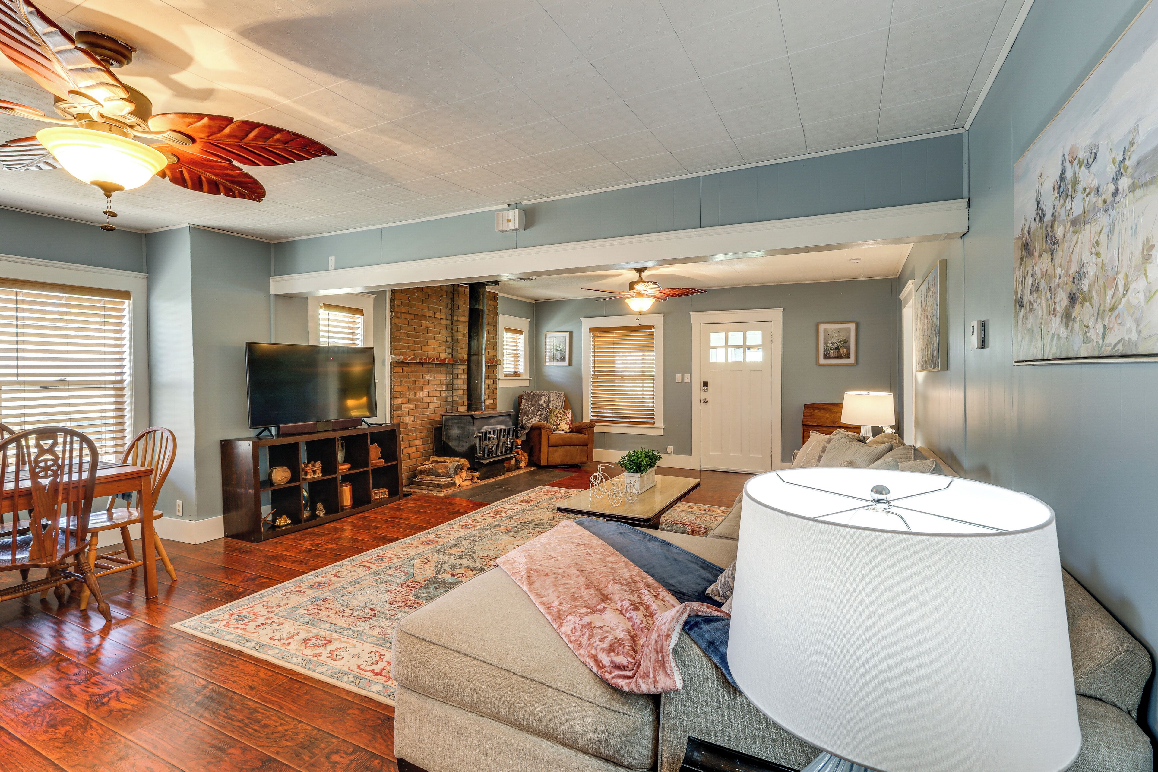 House (4 Bedrooms) | Interior