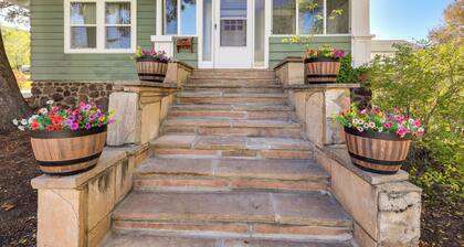 Route 66 Retreat: Dog-friendly Home in Williams