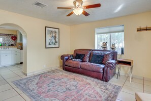 House (3 Bedrooms) | Interior - Walk Downtown: Authentic Adobe Home in Las Cruces! (Las Cruces)