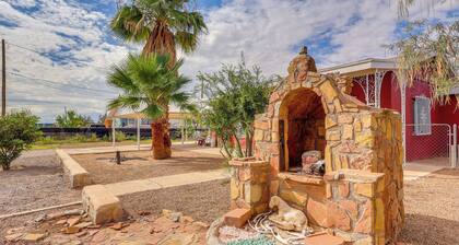 Walk Downtown: Authentic Adobe Home in Las Cruces!