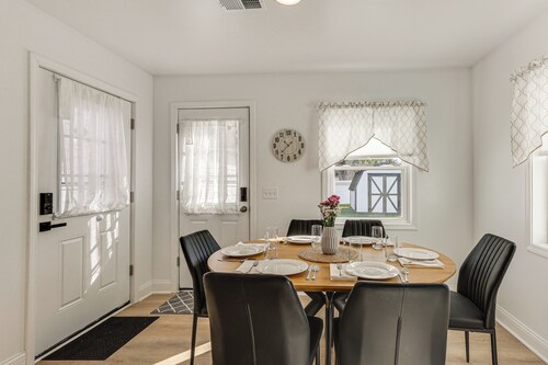 Easy I-80 Access! Newly Updated Mcdonald Home