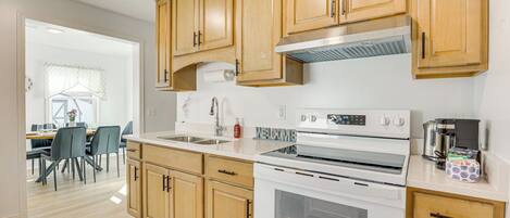 House (2 Bedrooms) | Interior