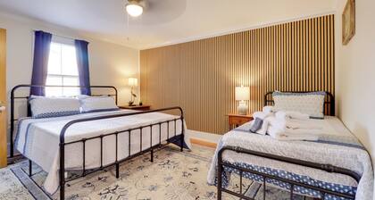 Steps to Downtown! Family Home in Historic Edenton