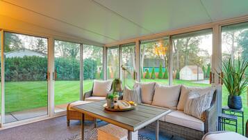 ู
ูุฒู (3 Bedrooms) | ุงูู
ูุดุฃุฉ ู
ู ุงูุฏุงุฎู