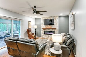 House (3 Bedrooms) | Interior