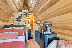 House (0 Bedroom) | Interior - Pickwick Lake Cabin: Private Hot Tub, Shared Perks (Cherokee)