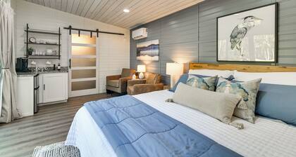 Cozy Couples Retreat on Pickwick Lake w/ Hot Tub
