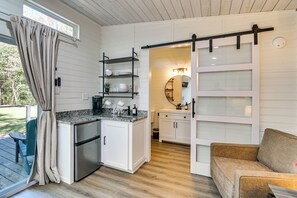 House (0 Bedroom) | Interior