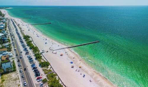 Tortuga Cottage. Private Pool. Pet-Friendly