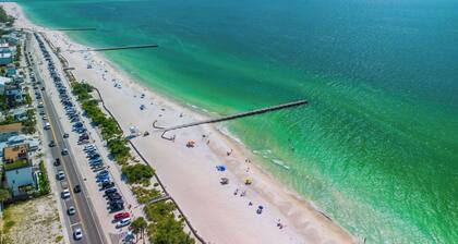 Tortuga Cottage. Private Pool. Pet-Friendly