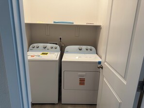 Interior - Tranquil 4-bedroom house in Roseville (Roseville)